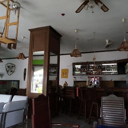 Sand Inn Hotel Hua Hin Exterior photo